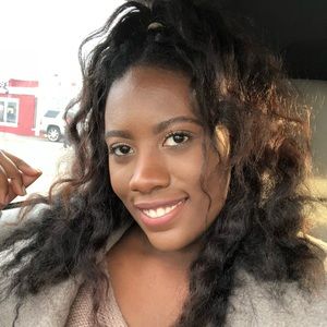 Meet your Posher, Chloë